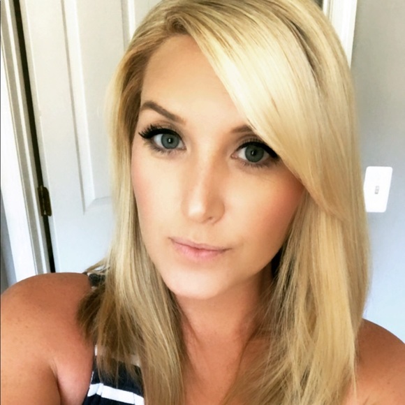 Meet your Posher, Meghan - Picture 1 of 1